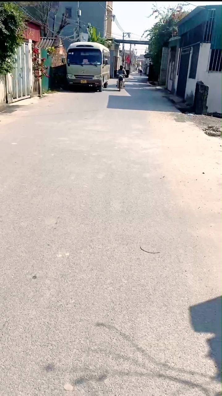 Bán đất Đại Xuyên, Phú Xuyên 90m² giá chỉ 2 tỷ - Đường rộng kinh doanh thuận lợi!