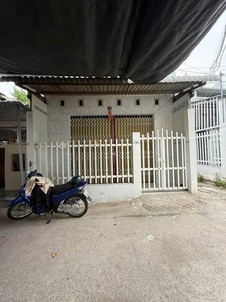 Nhà cấp 4 đường lộ ô tô Bình Đức Long Xuyên 60m² giá 950 triệu - Thương lượng chính chủ!