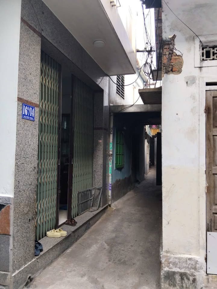 Nhà 2 tầng hẻm Nguyễn Trãi, Quy Nhơn 25m² giá 1.9 tỷ - Pháp lý rõ ràng!
