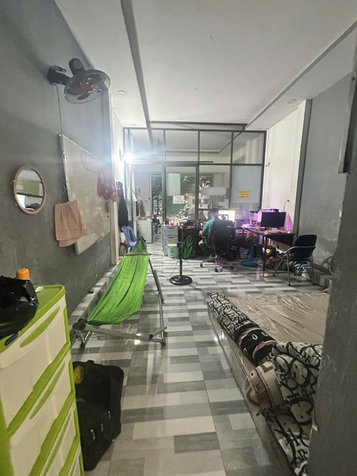 Nhà cho thuê Khu Thạch Lam, Phú Thạnh 50m² chỉ 9 triệu/tháng - Sẵn sàng vào ở!