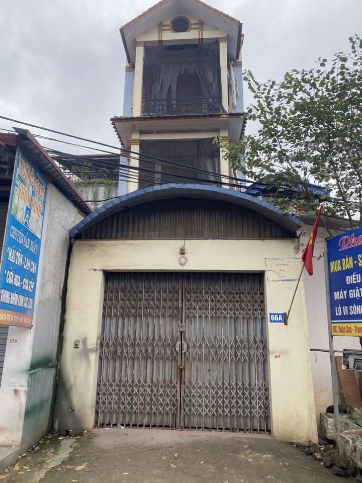 Nhà mặt đường Quốc Lộ, Xuân Sơn, 85m² - Chính chủ bán gấp!