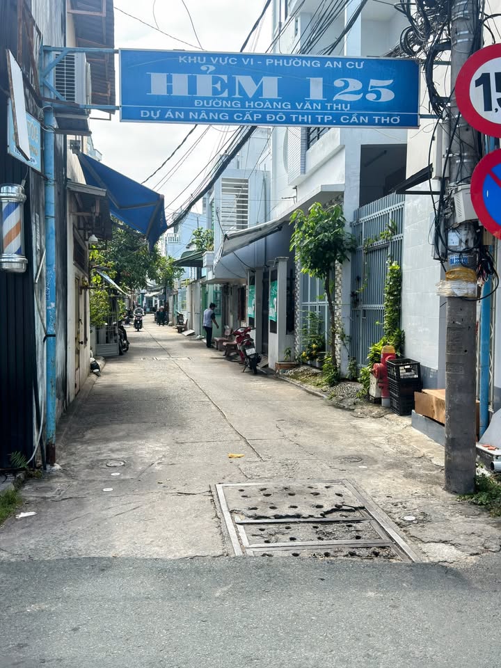 Nhà lầu cho thuê tại 125 Hoàng Văn Thụ, Cần Thơ 35m² giá 5 triệu - Thiết kế hiện đại, tiện nghi đầy đủ!