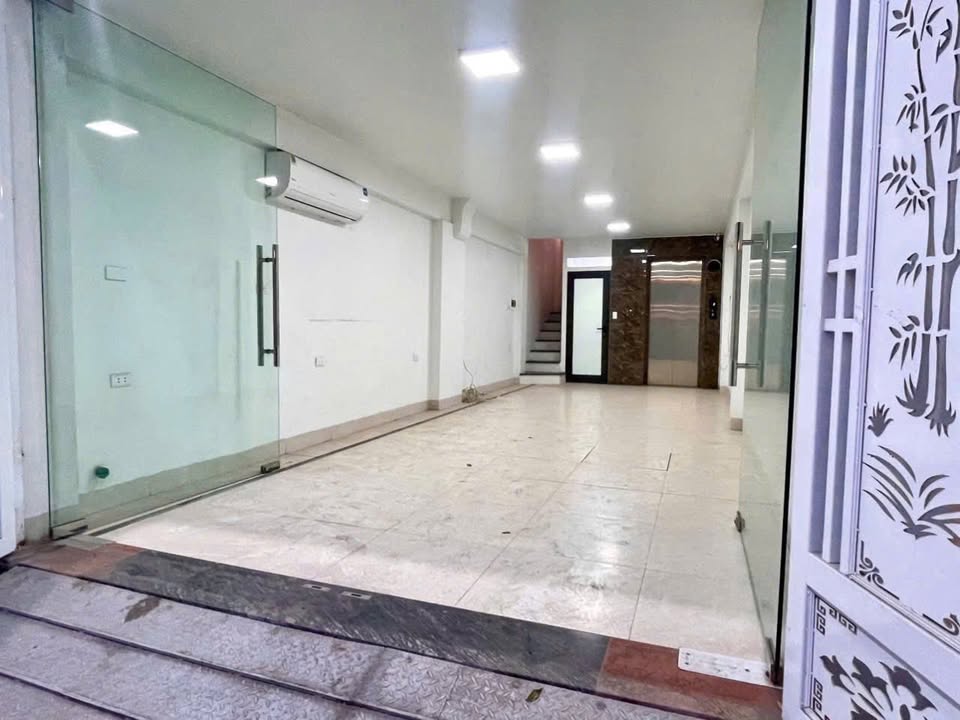 Cho thuê mặt bằng kinh doanh Mậu Lương, Kiến Hưng 90m² giá 10-11 triệu - Không cần sửa chữa, sẵn sàng hoạt động!