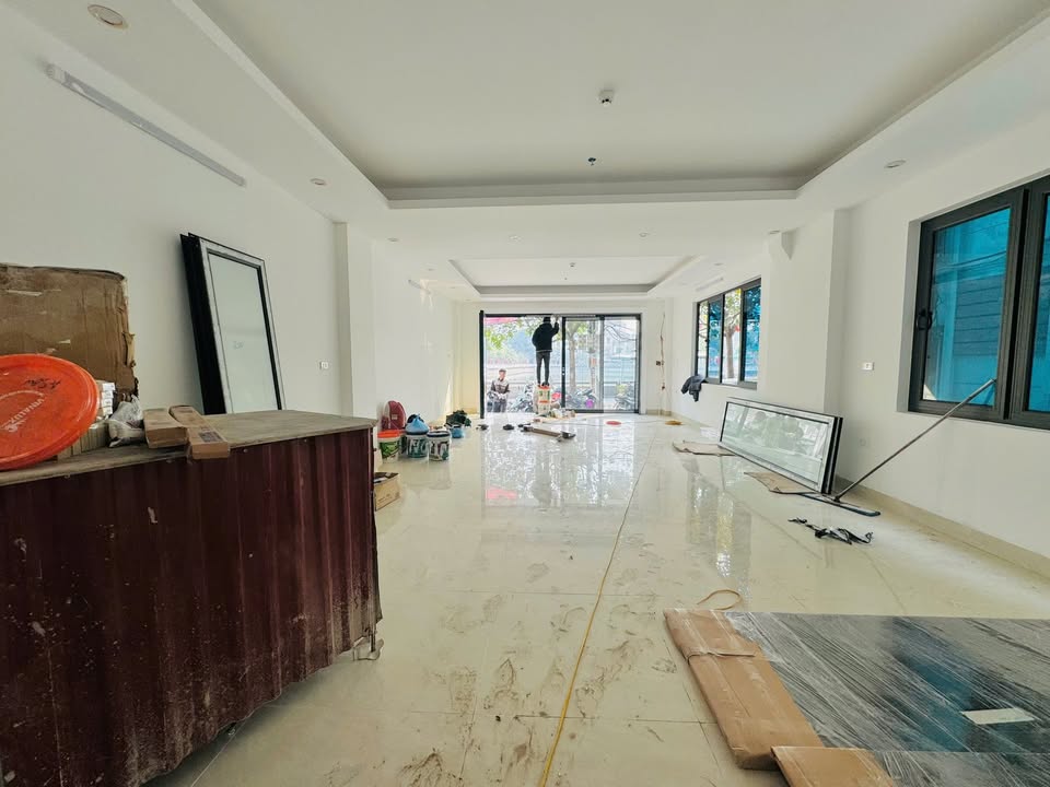 Cho thuê mặt bằng kinh doanh 261 Phú Diễn 70m² - Vị trí đắc địa, đông dân cư!