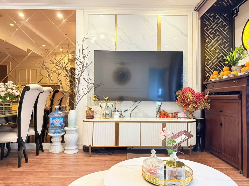 Căn hộ Timecity 3 phòng ngủ 20 triệu/tháng - Full nội thất, có chỗ để ô tô!