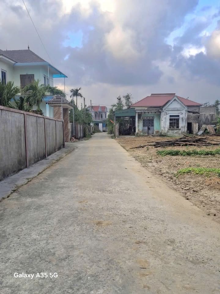 Đất Nghi Trung, Nghi Lộc 90m² giá 1.3 tỷ - Cơ hội đầu tư tuyệt vời!