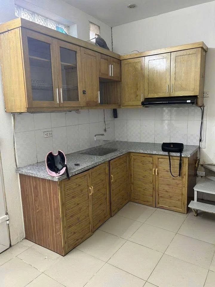 Nhà cấp 4 cho thuê tại Phường Minh Khai, Quận Bắc Từ Liêm, 35m² - Giá chỉ 5 triệu/tháng!