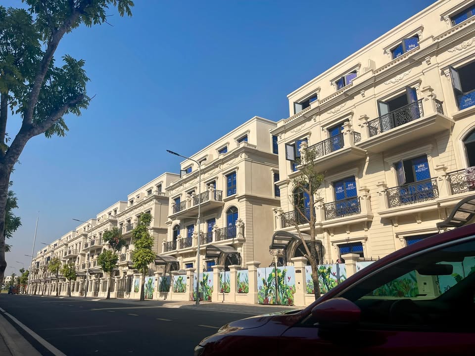 Biệt thự song lập Royal Island 180m² giá 15.839 tỷ - Không gian nghỉ dưỡng đẳng cấp!