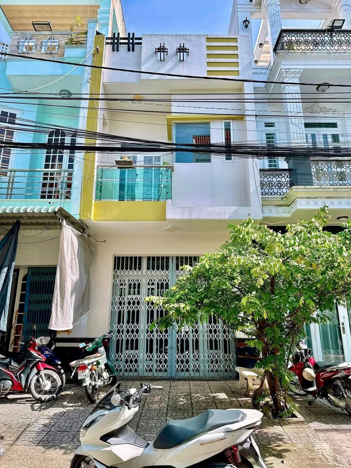 Nhà phố 2 tầng KDC 91B, Quận Ninh Kiều, 64m² giá 4.299 tỷ - Vị trí đắc địa gần bệnh viện và Metro!