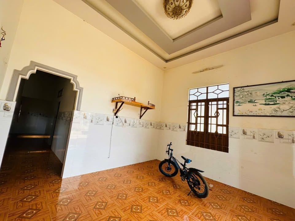 Nhà đẹp trục 2 xã Ma Đa Guôi, huyện Đạ Huoai 360m² - Giá cả thỏa thuận!