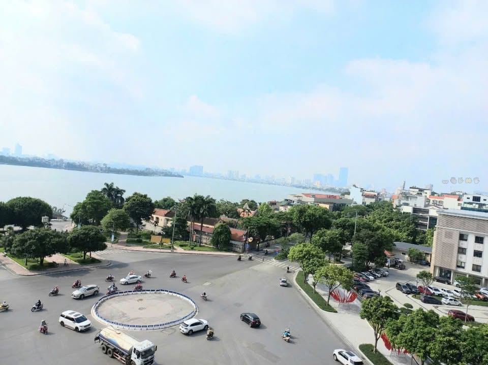Căn hộ D'Eldorado Tân Hoàng Minh Tây Hồ 40m² giá 6 tỷ - View pháo hoa Hồ Tây