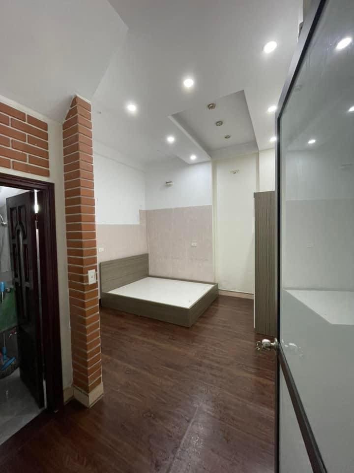 Cho thuê phòng tại Ngõ 73 Đông Thiên, Vĩnh Hưng 3 triệu - Phòng đẹp, tiện nghi đầy đủ!