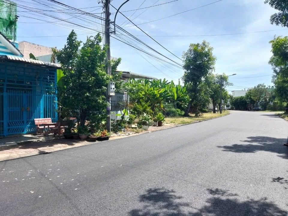 Nhà phố 1 trệt 1 lầu Dương Văn Thà 85.5m² giá 1.6 tỷ - Vào ở ngay!