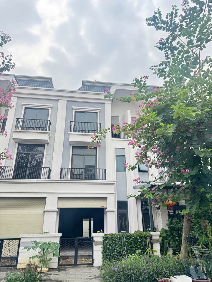 Nhà 1 trệt 2 lầu tại Solar City 75m² giá 2.5 tỷ - Bán gấp lỗ 500 triệu!