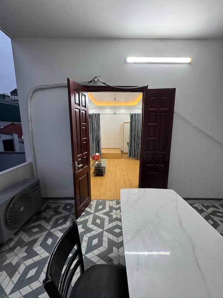 Phòng cho thuê Thái Thịnh 30m² giá 5 triệu - Không gian thoáng đãng, chính chủ!