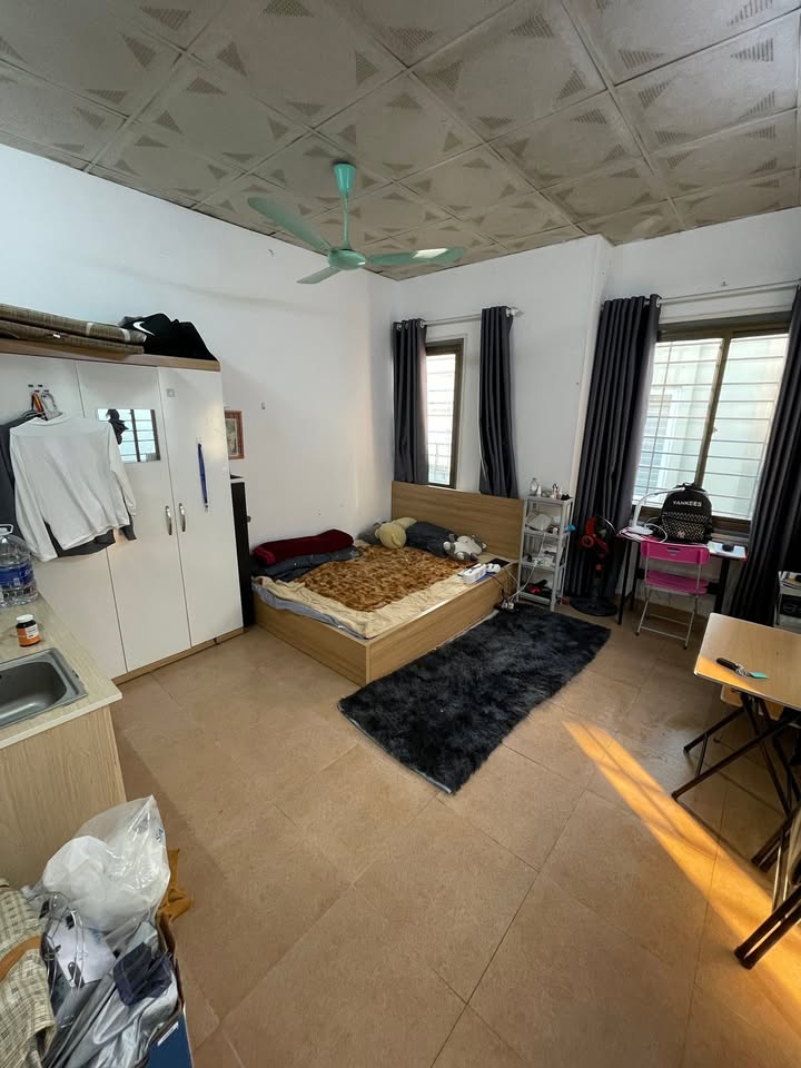 Phòng cho thuê tại 217 Mai Dịch, Cầu Giấy giá 3.7 triệu - Gần chợ và trường học