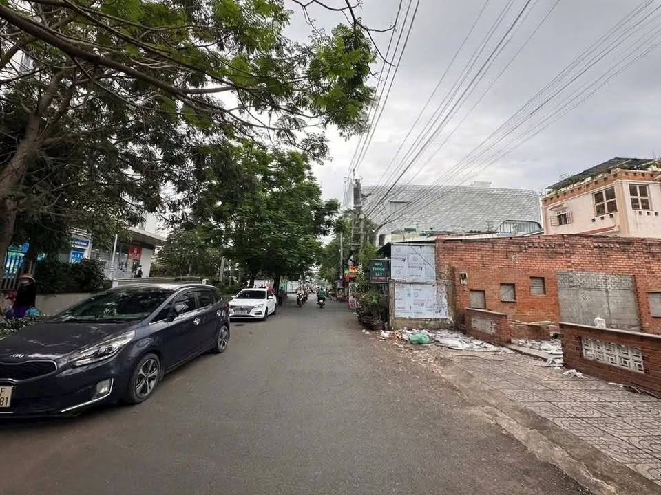 Đất nền Thủ Đức 180m² giá 26 tỷ - Kinh doanh đa ngành nghề ngay mặt tiền!