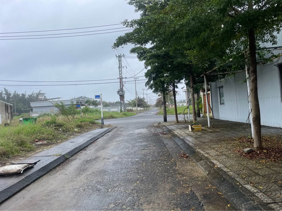 Đất nền Xuân Thiều 48m² giá 3.x tỷ - Cơ hội đầu tư hiếm có gần biển!