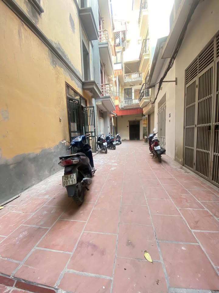 Nhà phố Ngọc Lâm 89m² giá 15.9 tỷ - Lô góc, cho thuê ngay!