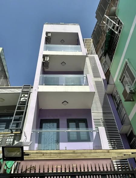 Nhà mới HXH Trần Hưng Đạo, Quận 5, 45m² giá 9.5 tỷ - Sẵn sàng vào ở ngay!