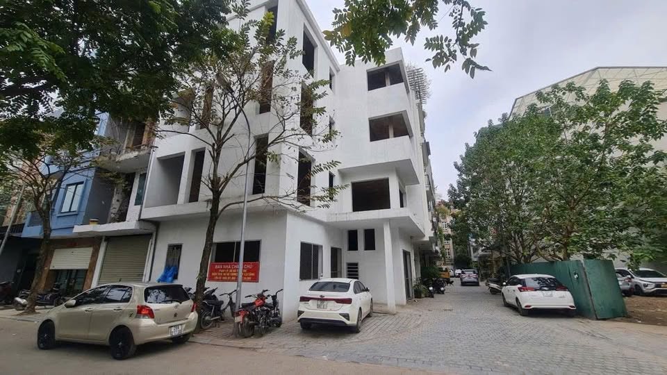 Nhà phố Lê Văn Lương 62m² giá 21.5 tỷ - Kinh doanh tốt, ô tô tránh