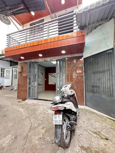 Nhà riêng Hóc Môn 53m² giá 1.6 tỷ - Pháp lý sổ đỏ chính chủ!