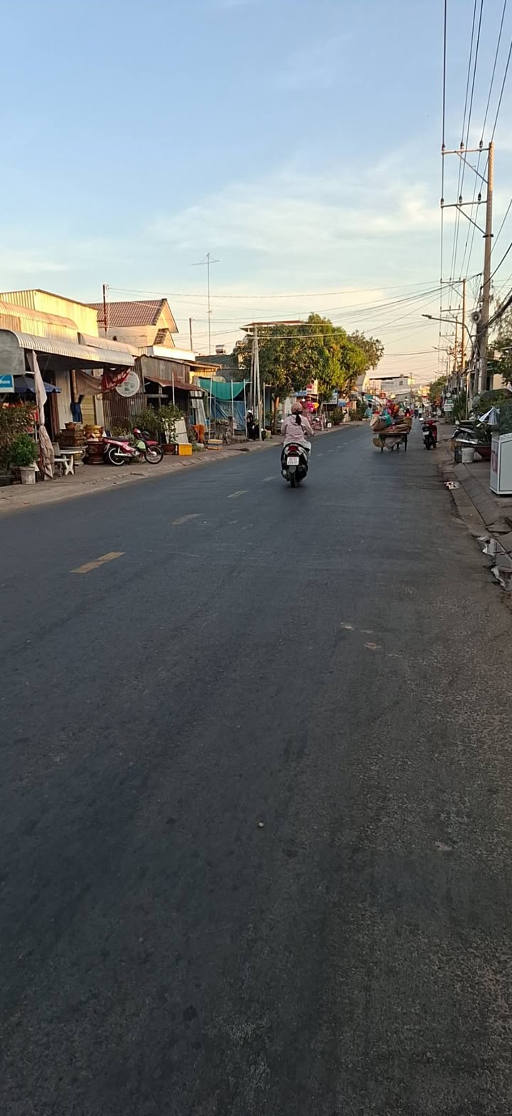 Nhà mặt tiền đường 954, Phường Long Sơn 148m² giá chỉ 2 tỷ - Đầu tư sinh lời!