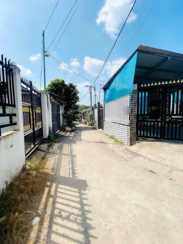 Đất lô góc Chánh Nghĩa, Thủ Dầu Một 173m² giá 3.2 tỷ - Đầu tư tiềm năng!