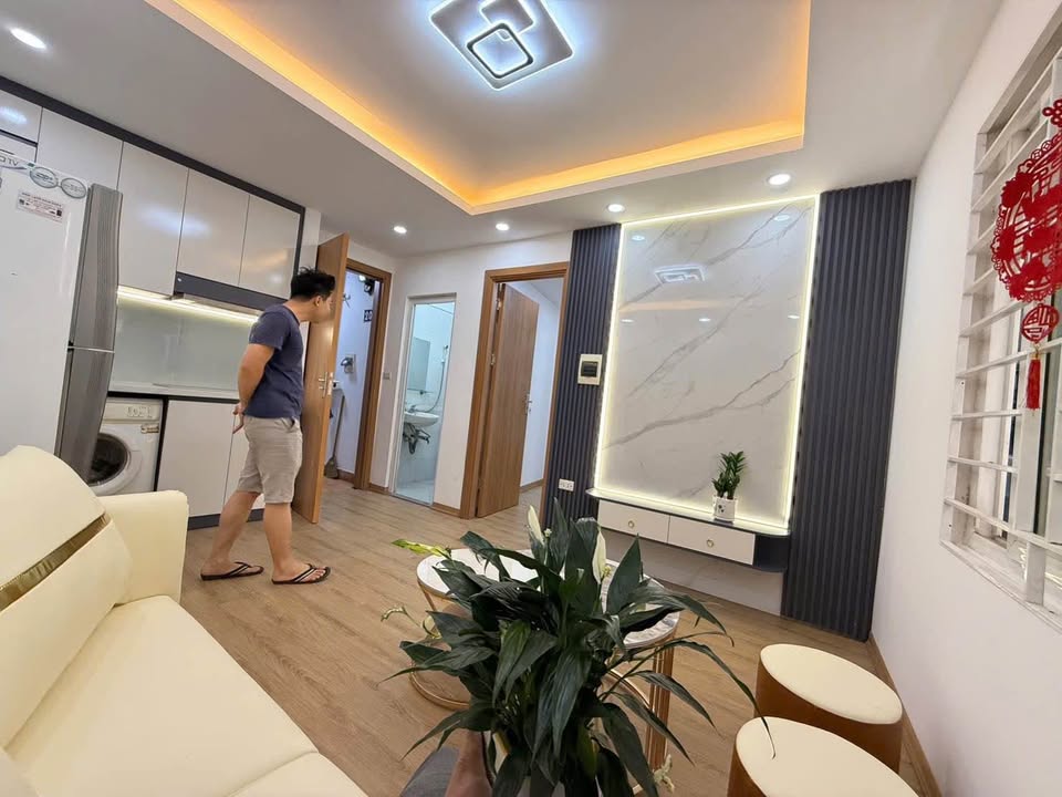 Căn hộ CCMN phố Thái Thịnh, Đống Đa 42m² giá 1.8 tỷ - Full đồ mới tinh!