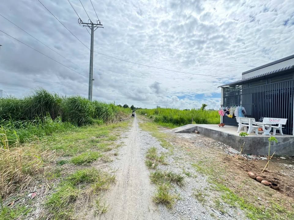 Bán đất khu giáo viên Ngô Sĩ Liên Rạch Giá 90m² giá 760 triệu - Đường ô tô vào tận nơi!