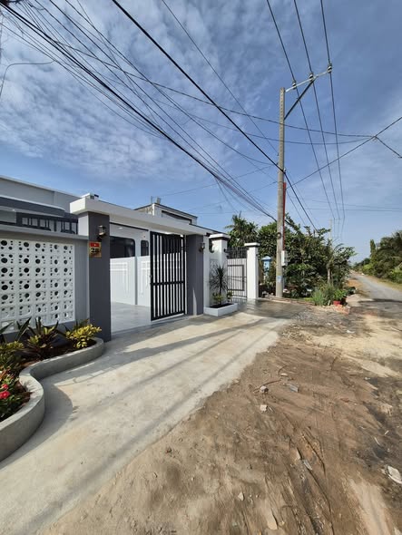 Nhà bán tại Khu phố Trường Lộc, Phường Long Hoa, 154m² - Giá chỉ 1.649 triệu!