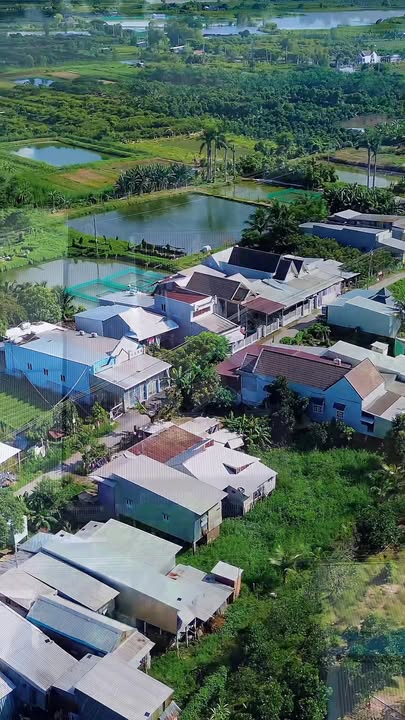 Nhà mái thái kiên cố Mỹ Đức 220,5m² giá thỏa thuận - Đường ô tô vào tận nhà!