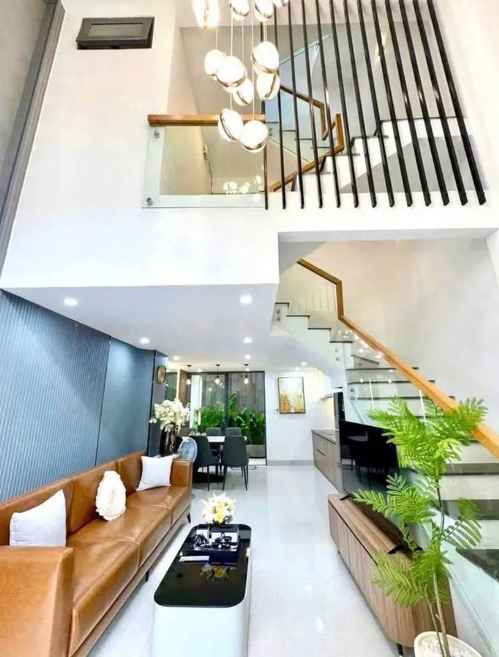 Nhà 3,5 tầng kiệt Hàm Nghi, Quận Thanh Khê, Đà Nẵng 42m² giá 4,85 tỷ - Full nội thất tiện nghi!