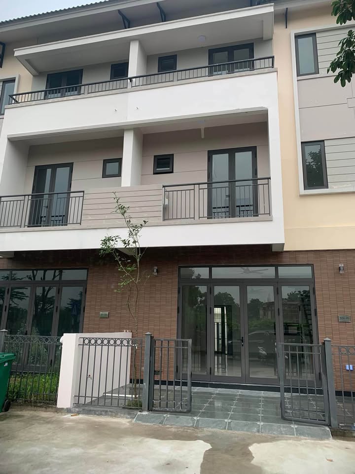 Nhà phố Centa City Từ Sơn 90m² giá 7.x tỷ - Thiết kế hiện đại, vị trí vàng!