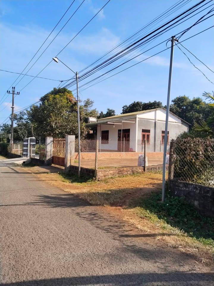 Nhà riêng tại xã Ea Ning, huyện Cư Kuin 315m² giá 1.8 tỷ - Cơ hội cho gia đình trẻ!