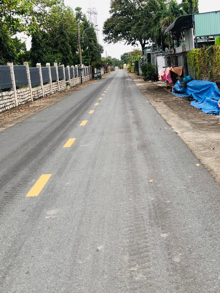 Đất thổ cư Tân Phú 300m² giá 2.75 tỷ - Cơ hội đầu tư hấp dẫn!