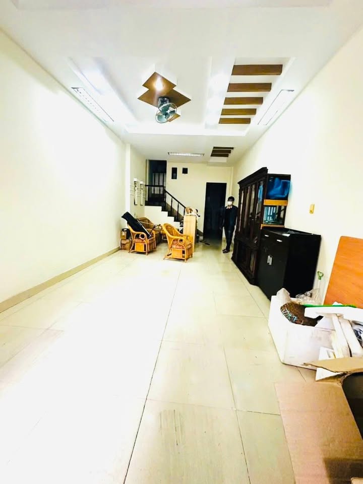 Nhà cho thuê Hẻm xe tải Điện Biên Phủ, Quận 3, 64m² - Vị trí kinh doanh lý tưởng!