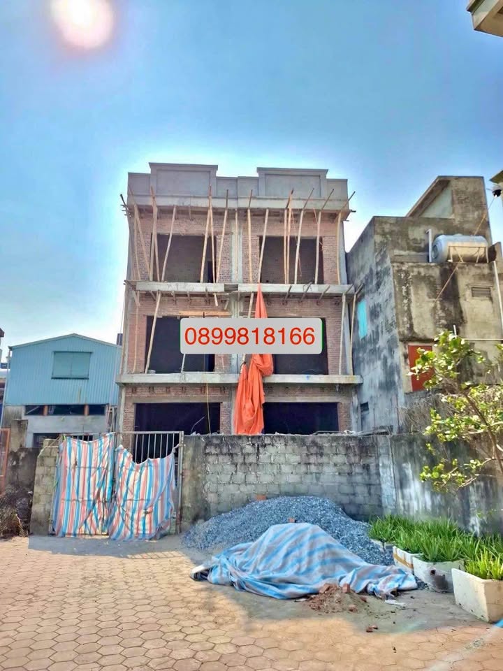 Bán nhà 3 tầng Trần Hưng Đạo, 75m² giá 3.x tỷ - Ô tô đỗ cửa 24/24!