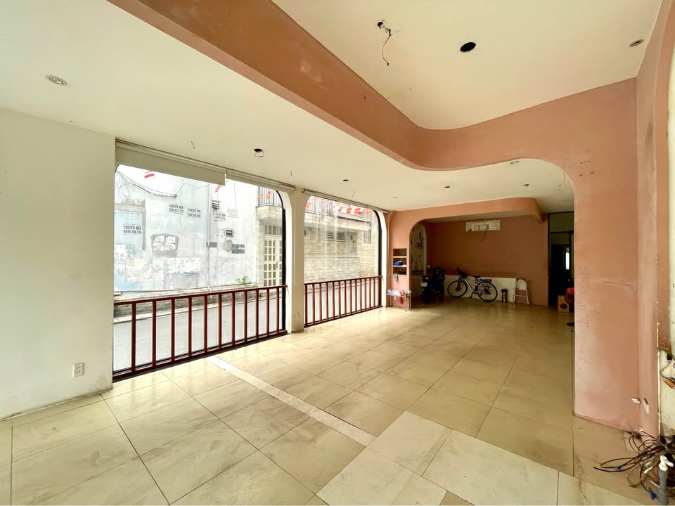 Cho thuê mặt bằng căn góc 2 mặt tiền khu K300 Tân Bình 100m² - Vị trí đắc địa cho kinh doanh!