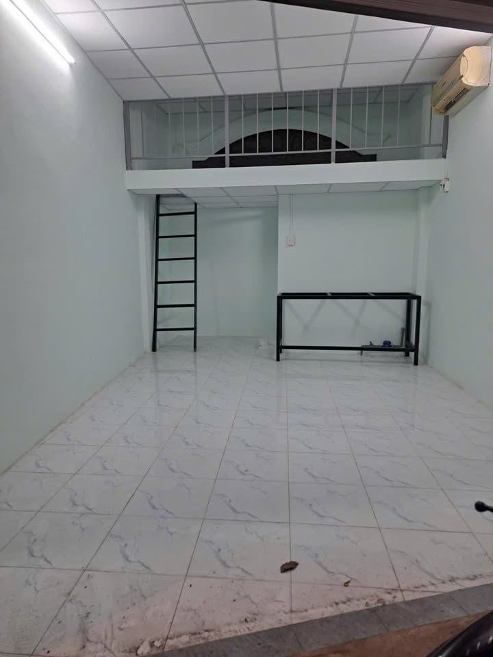 Nhà mặt tiền hẻm Quang Trung, Gò Vấp 32m² giá 7 triệu - Thích hợp cho kinh doanh nhỏ!