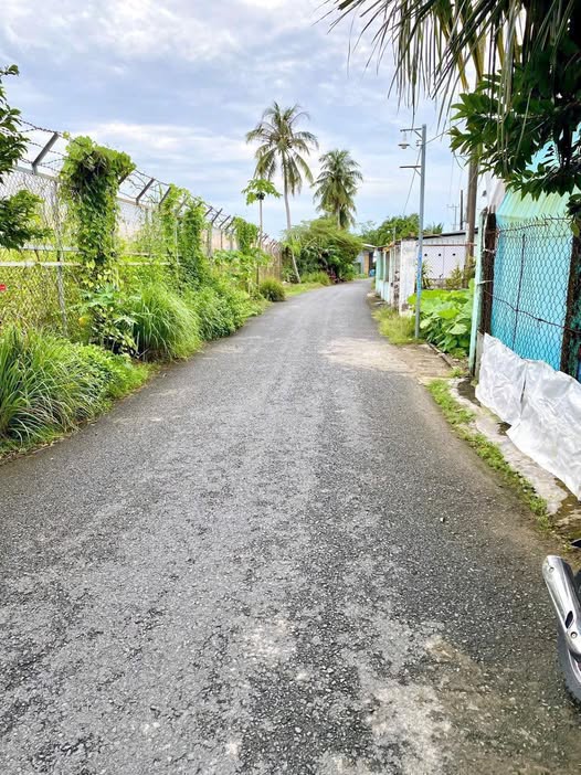 Nhà mặt tiền đường Nguyễn Viết Xuân 51.4m² giá chỉ 700 triệu - Đầu tư sinh lời tuyệt vời!