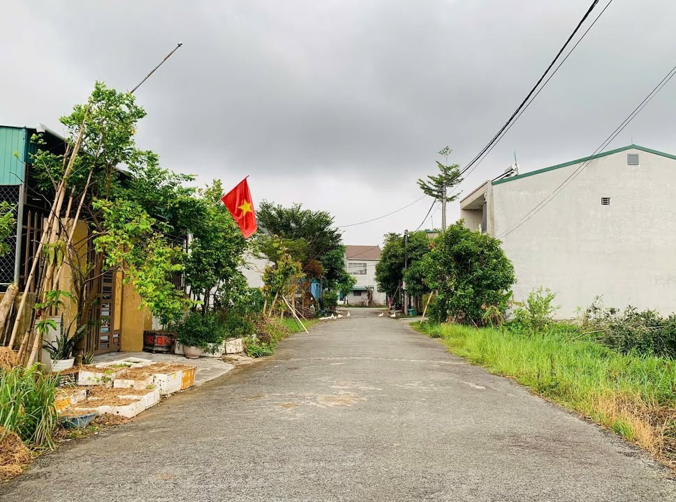 Đất nền thôn Bình Lý - Thạch Bình 150m² giá 2.7 tỷ - Đường rộng thông thoáng!