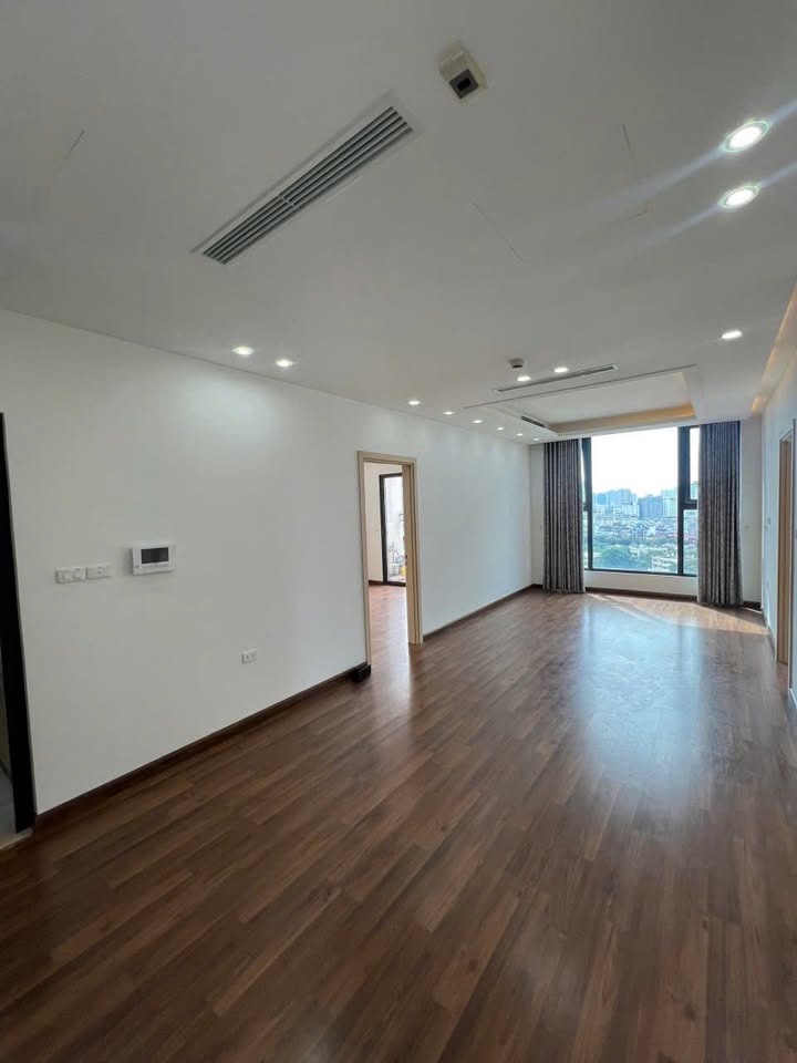 Căn hộ CC Golden Armor - B6 Giảng Võ 83m² giá 12.x tỷ - View hồ Tây tuyệt đẹp!