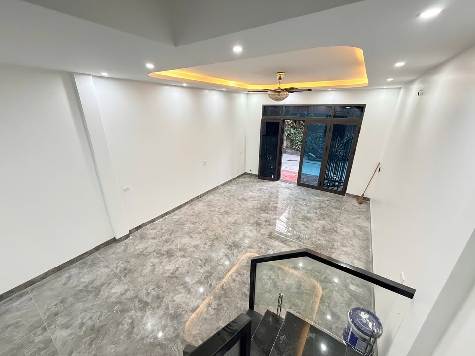 Bán nhà 3 tầng ngõ ô tô Lương Văn Nắm, 93m² giá 4 tỷ - Chính chủ cần bán gấp!