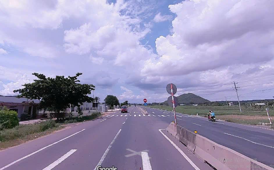 Đất mặt tiền QL1A Xã Tân Hà 880,7m² giá 2,9 tỷ - Cơ hội đầu tư sinh lời!