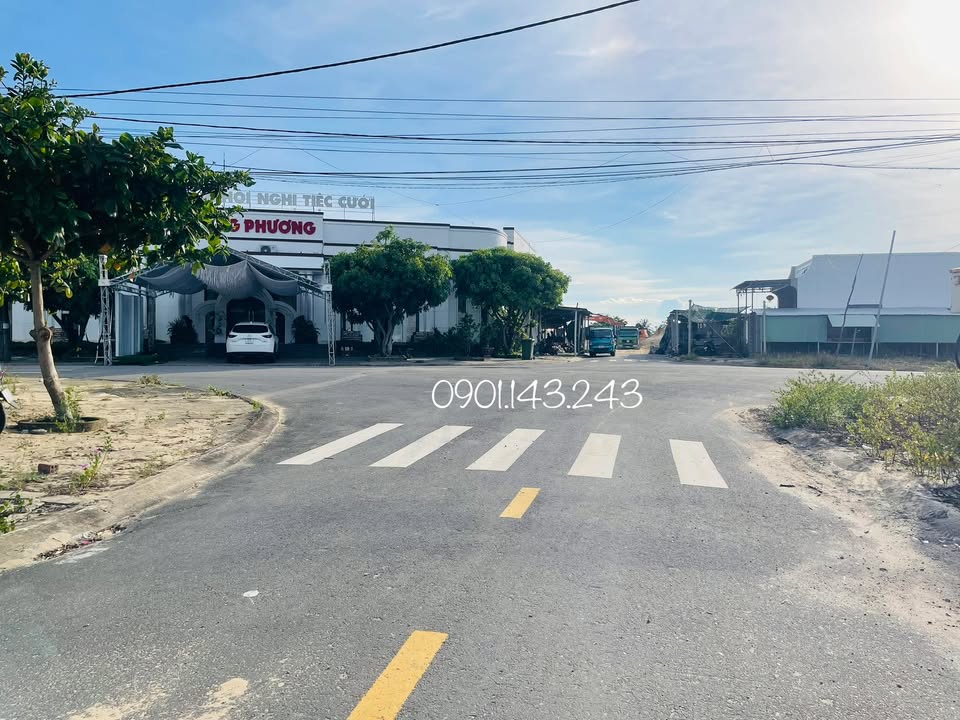 Đất nền khu dân cư Nam Tam Thanh 120m² giá 1.8 tỷ - Hướng Nam gần bãi tắm!