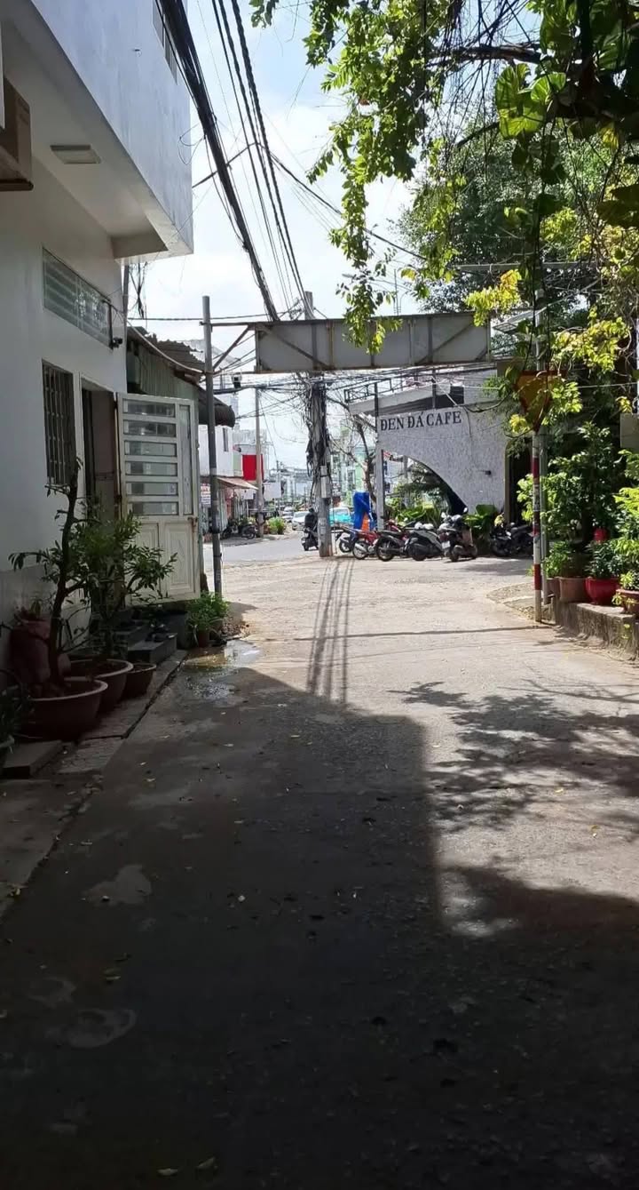 Cho thuê nhà trệt lửng mặt tiền hẻm Trần Nam Phú, Cần Thơ 65m² - Địa điểm lý tưởng cho kinh doanh!