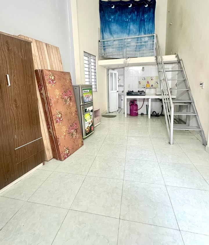 Phòng trọ khép kín tại Cao Xanh 20m² chỉ 2 triệu - Đầy đủ tiện nghi, vào ở ngay!