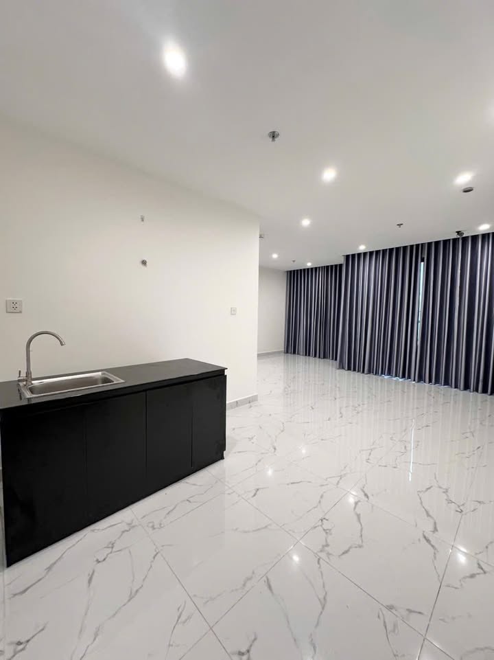 Căn hộ BS8 Quận 9 2PN giá chỉ 7 triệu - Sẵn sàng vào ở!