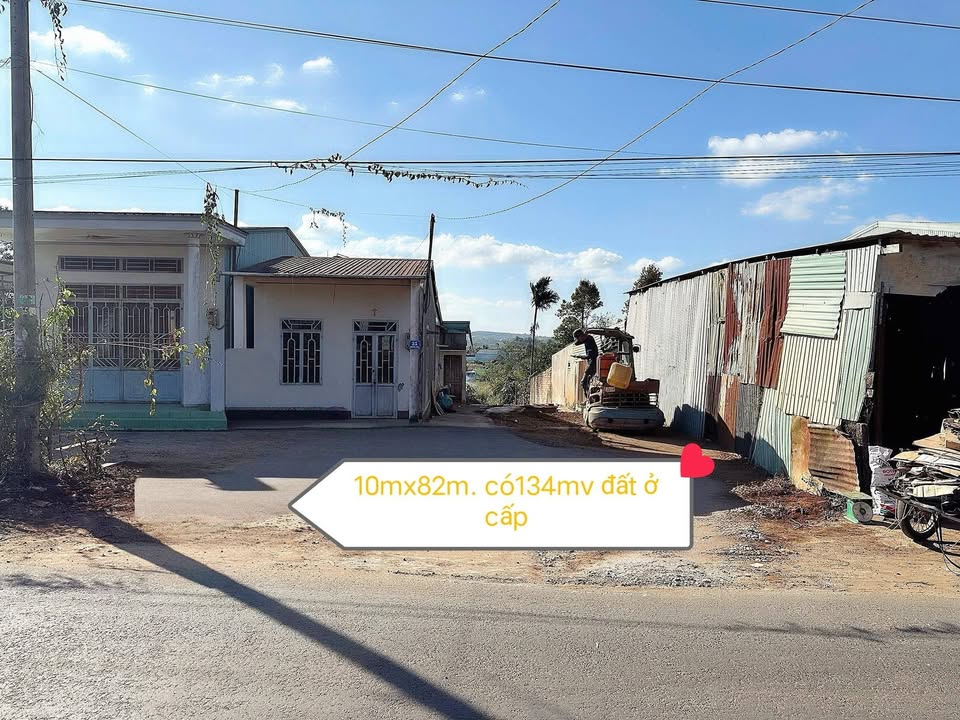 FrontHouse Nguyễn Kiệm Pleiku 820m² giá 2 tỷ - Sổ hồng chính chủ